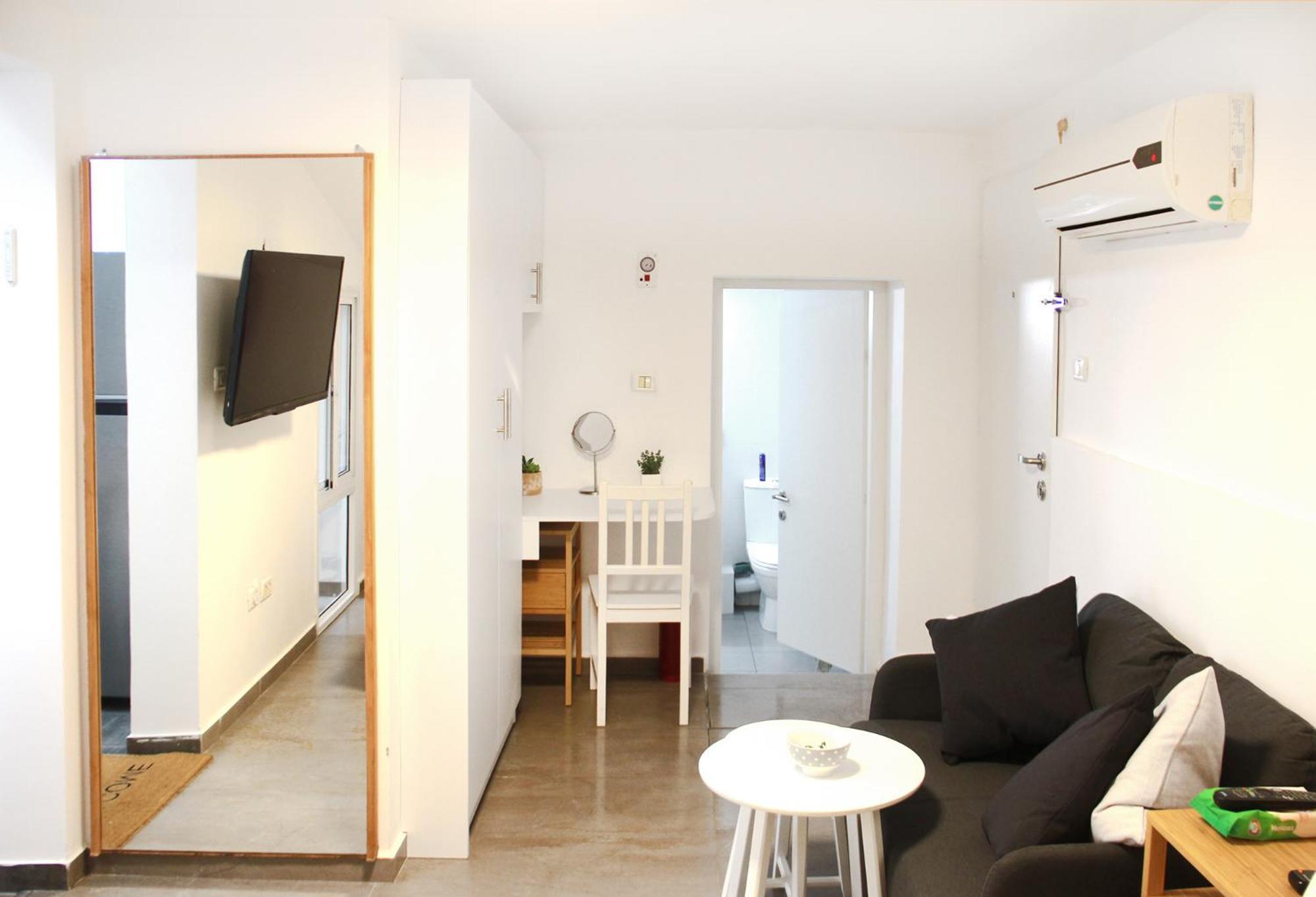 Boutique Apartment "Facing The Sea" Хайфа Номер фото