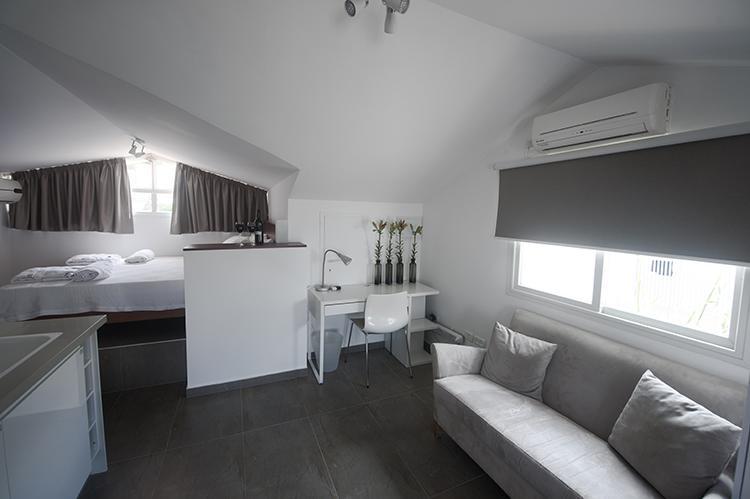 Boutique Apartment "Facing The Sea" Хайфа Экстерьер фото