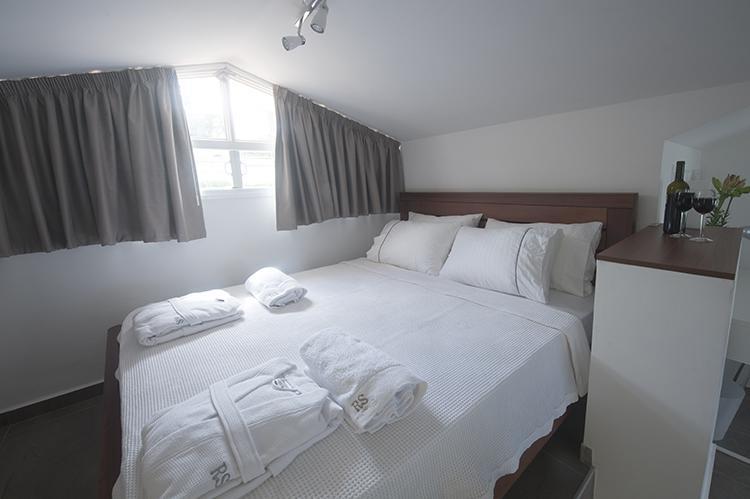 Boutique Apartment "Facing The Sea" Хайфа Экстерьер фото